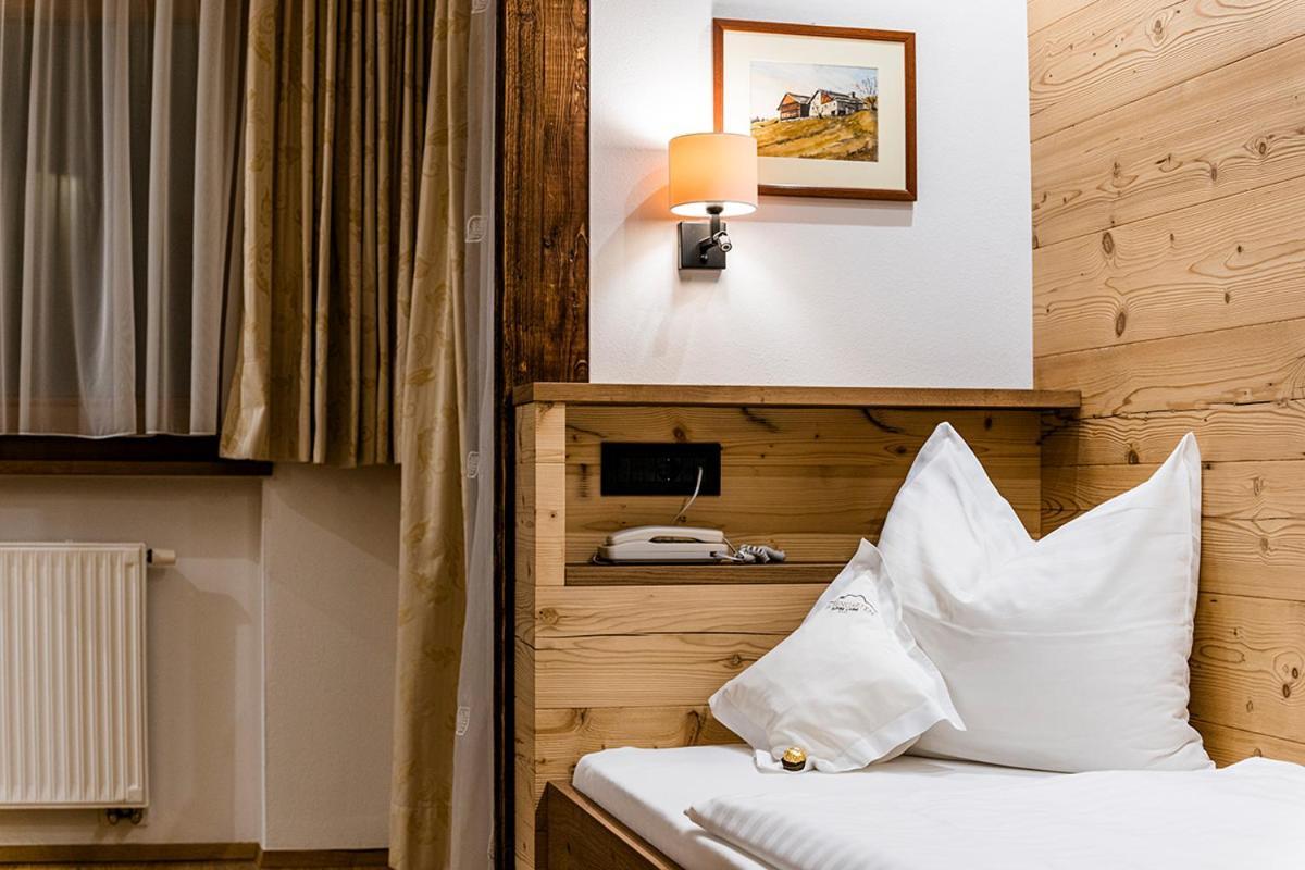 Garni Hotel Rosengarten B&B Sëlva di Val Gardena Eksteriør billede