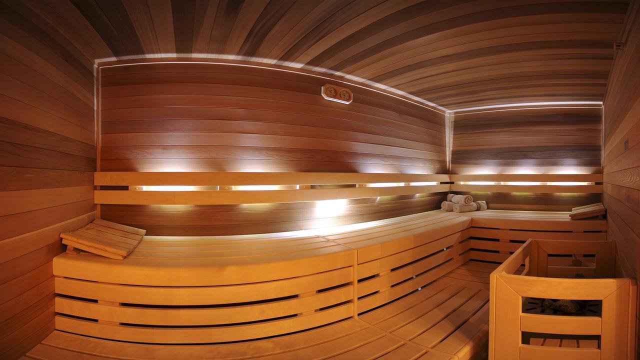 Garni Hotel Rosengarten B&B Sëlva di Val Gardena Eksteriør billede