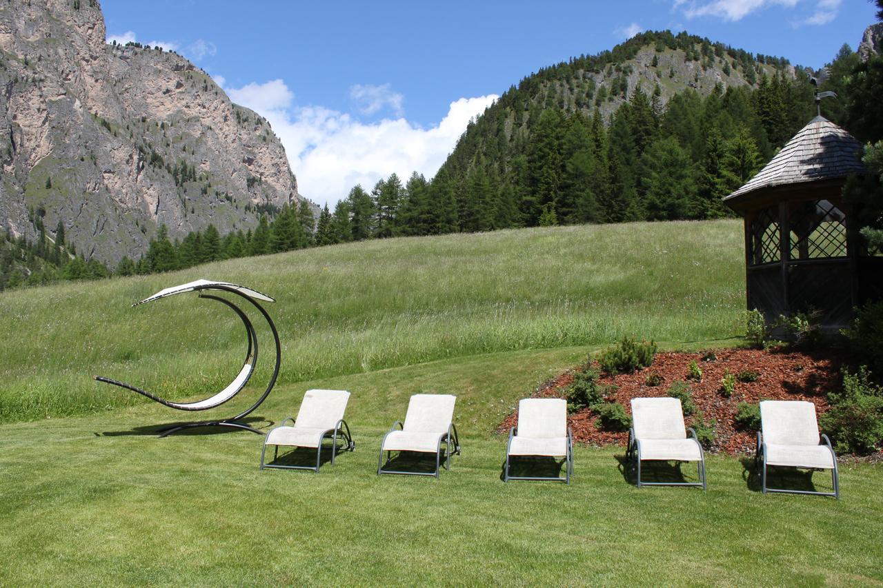Garni Hotel Rosengarten B&B Sëlva di Val Gardena Eksteriør billede